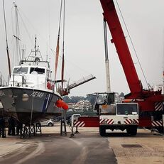 DEMAG AC 265 mobile crane