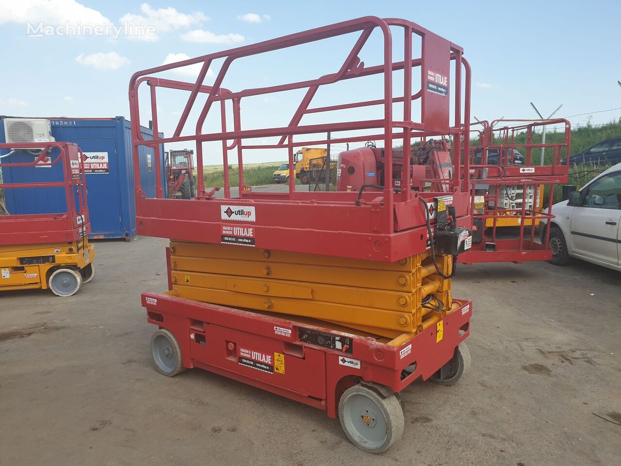 Haulotte Compact 12  scissor lift