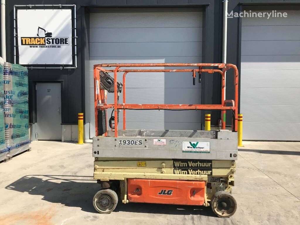 JLG 1930 ES scissor lift