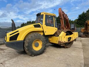 BOMAG BW216DH-4 single drum compactor