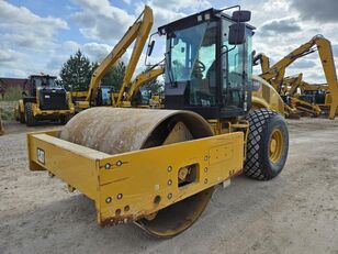 Caterpillar CS64B single drum compactor