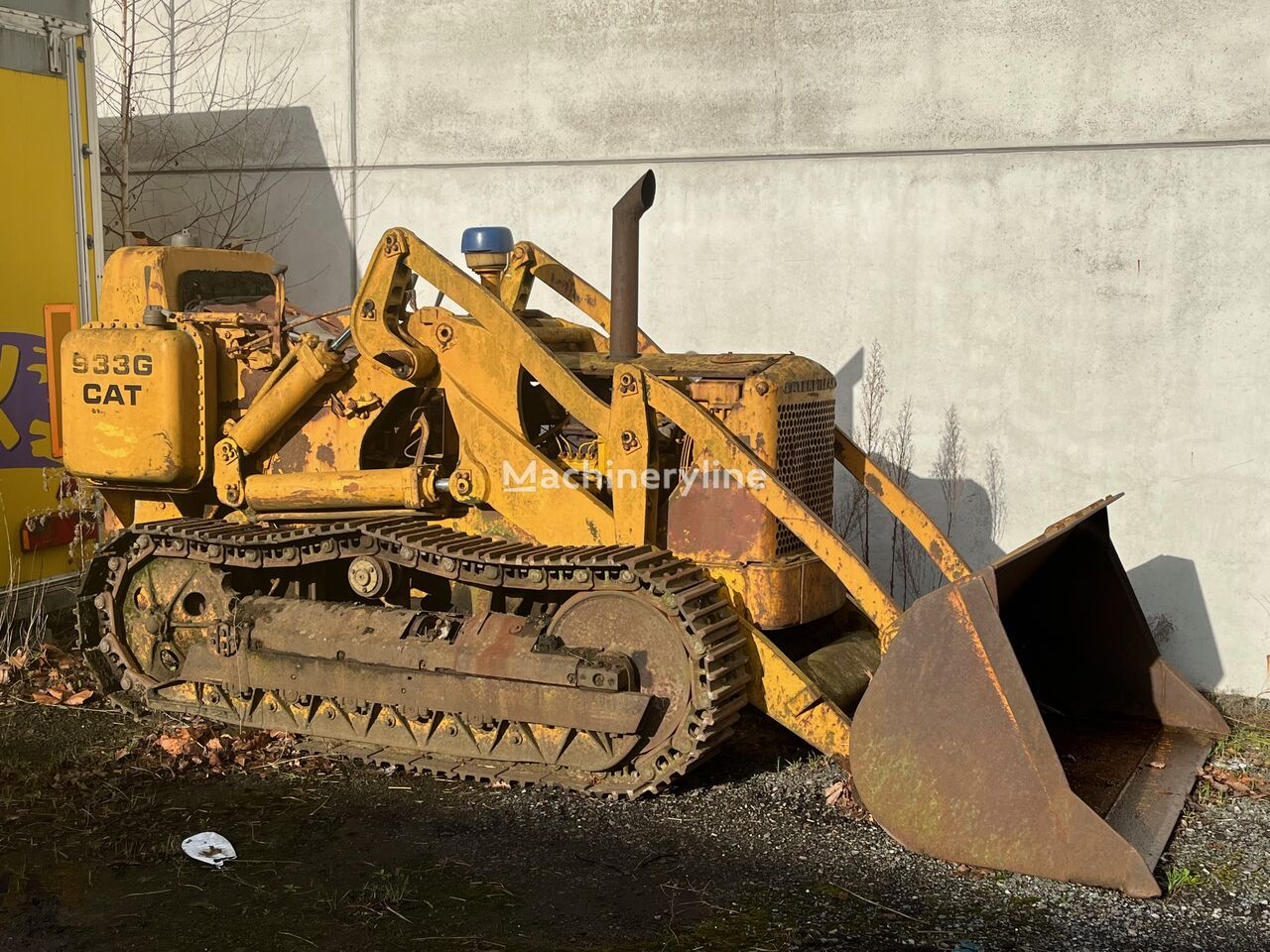 Caterpillar 933 G tracked excavator