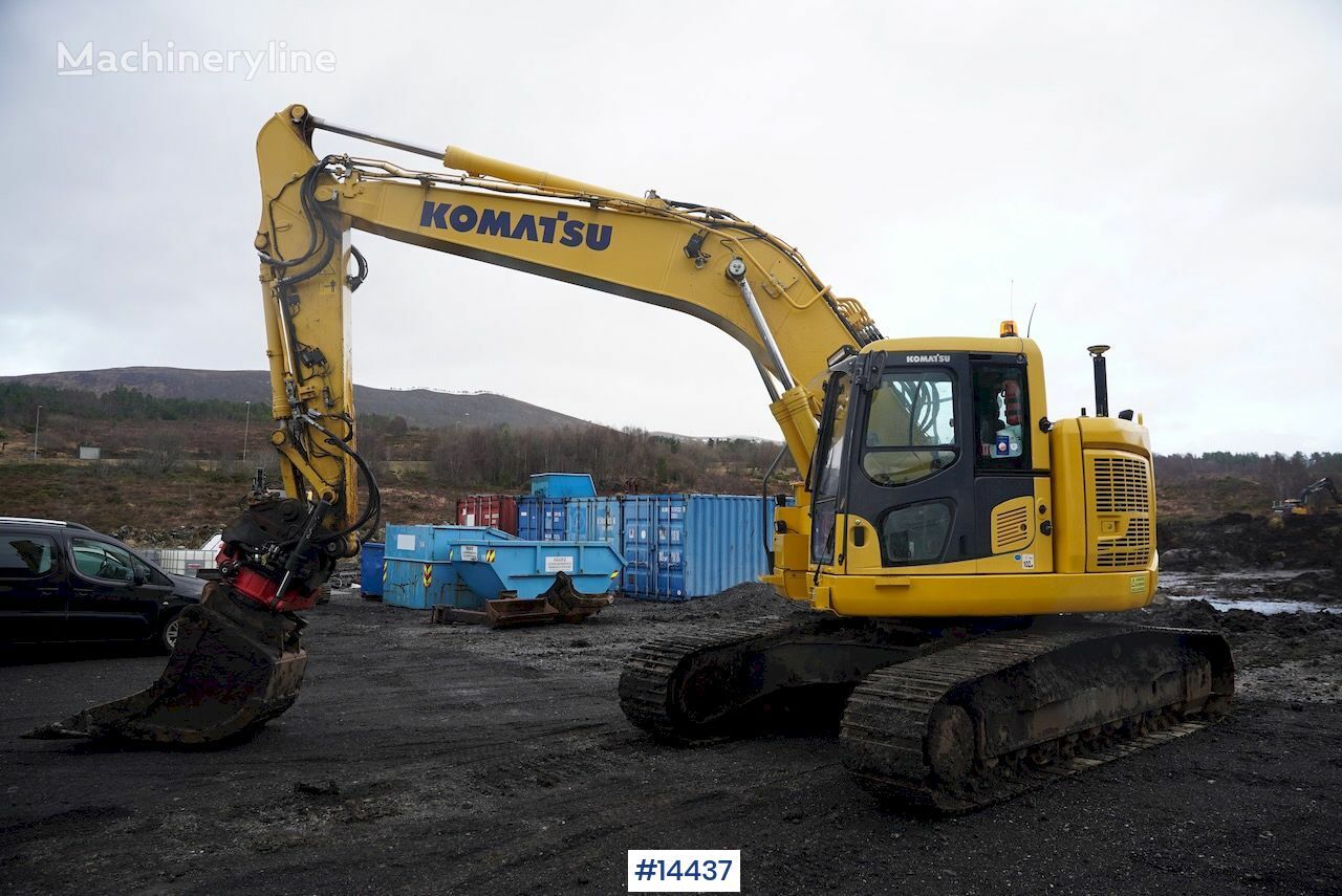 Komatsu PC228USLC-10  tracked excavator