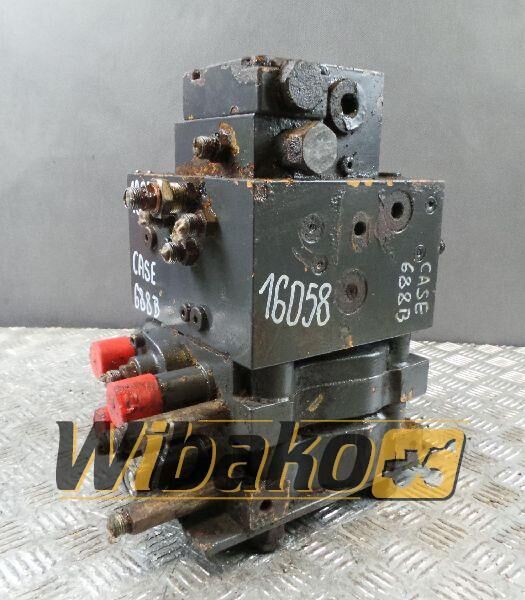 Case 688 hydraulic distributor for Case 688B tracked excavator