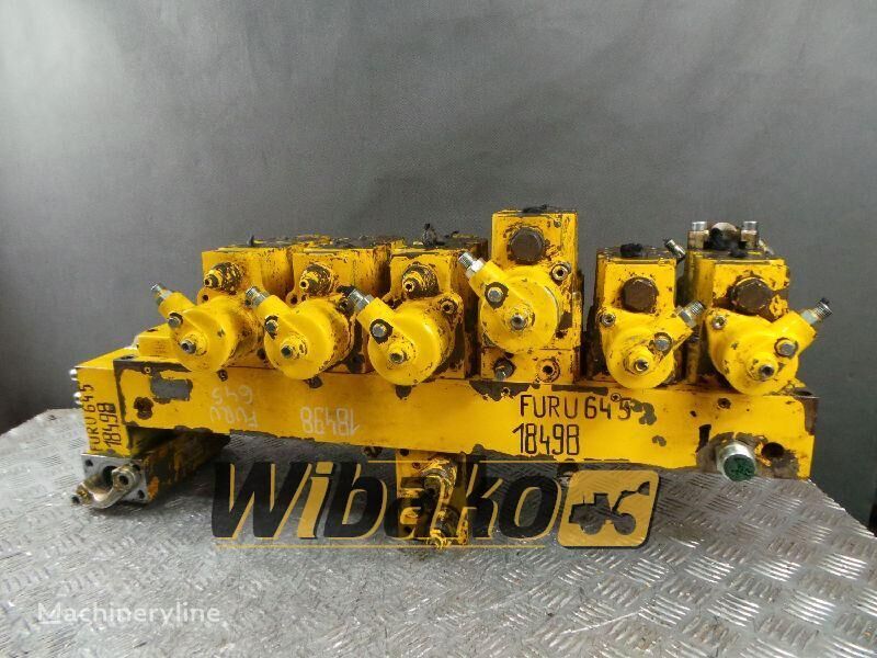 Furukawa 645 M/6 hydraulic distributor for Furukawa 645 tracked excavator